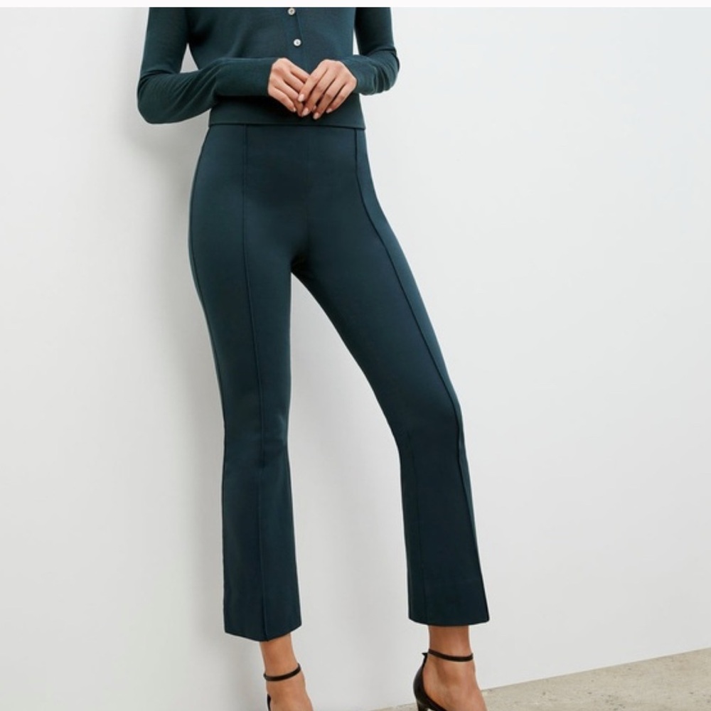 MM Lafleur Shiloh 1.0 pant ponte in deep sea color. Women’s size 8 NEW WITH TAG
